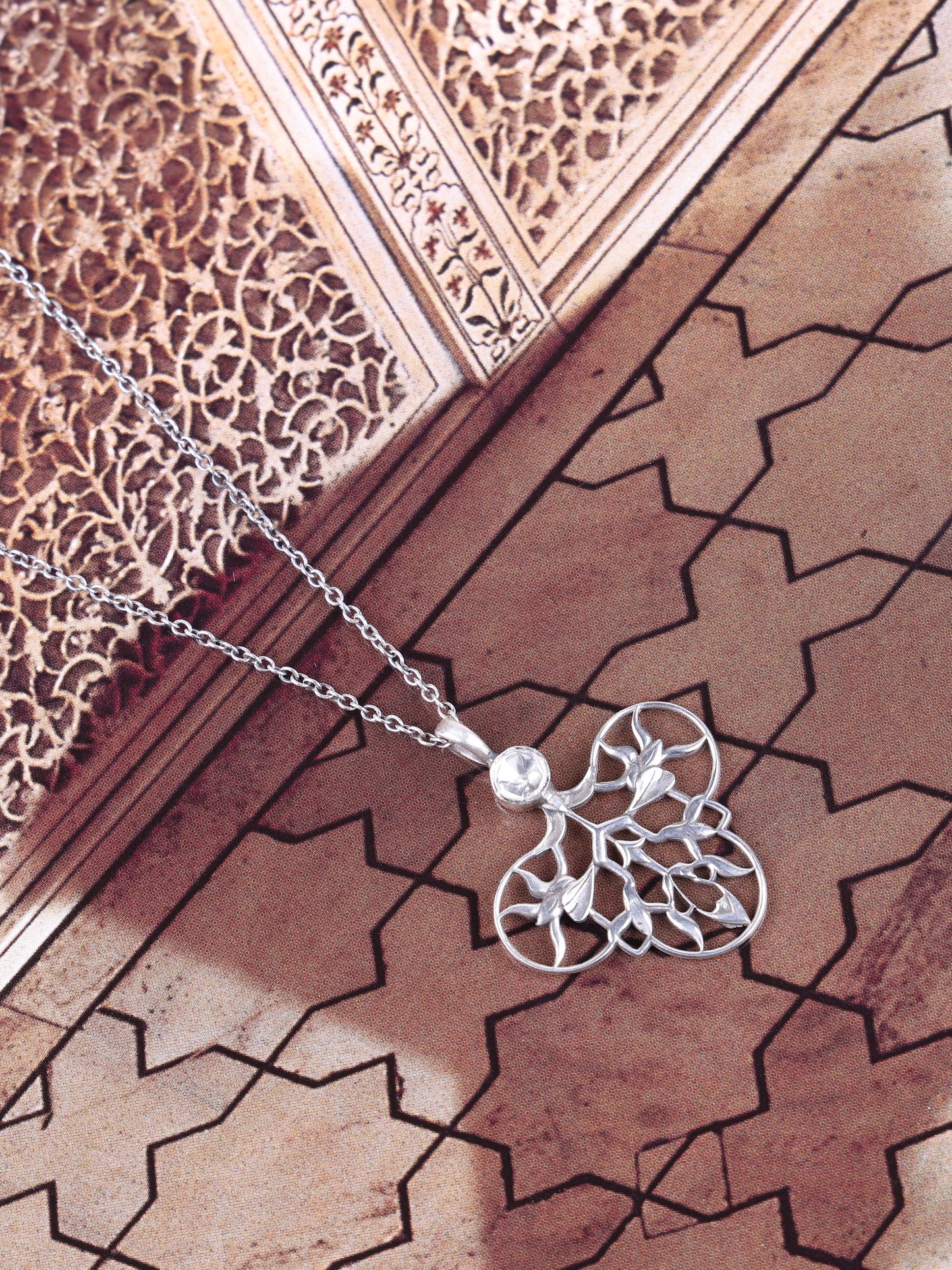 Muqabil Necklace