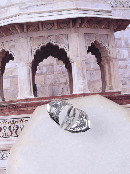 Nayaab Ring